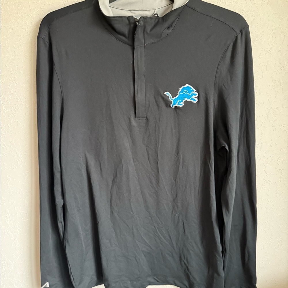 Antigua Men's Black Pullover with Blue Detroit Lions Logo